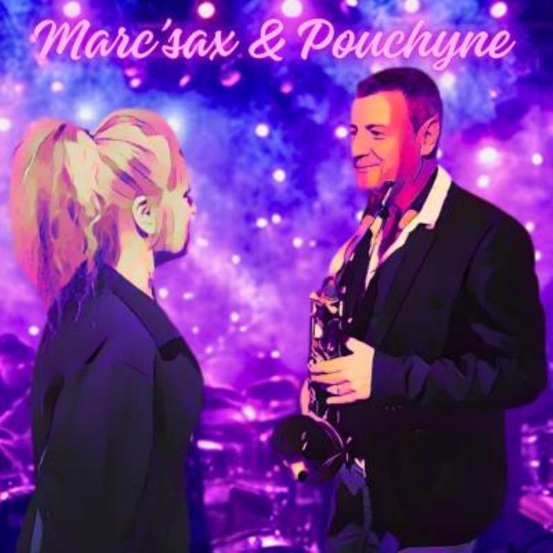 Quatuor à cordes jouant de la musique classique lors d’un mariage en plein air